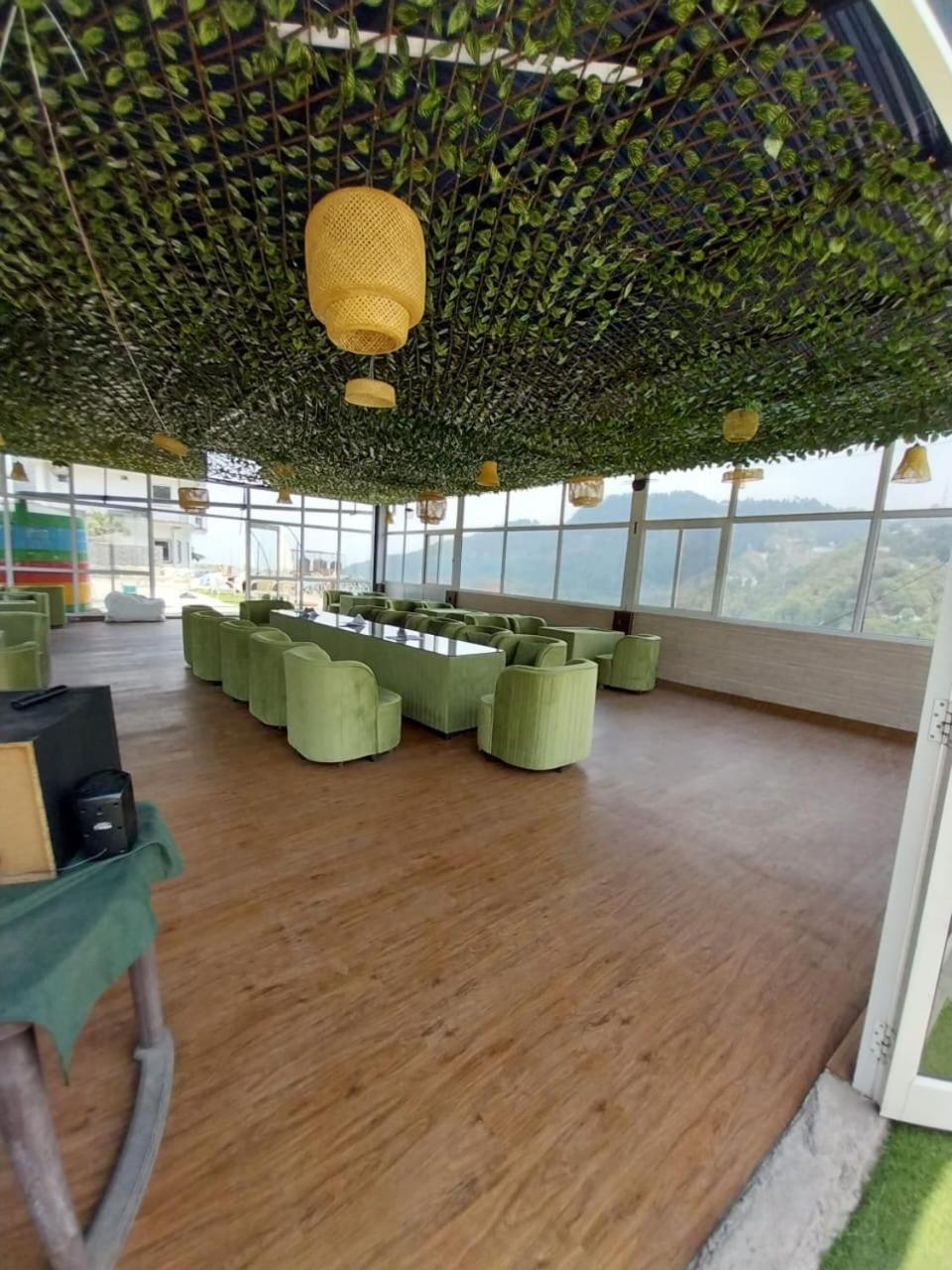 Hotel The Mussoorie International Exteriör bild