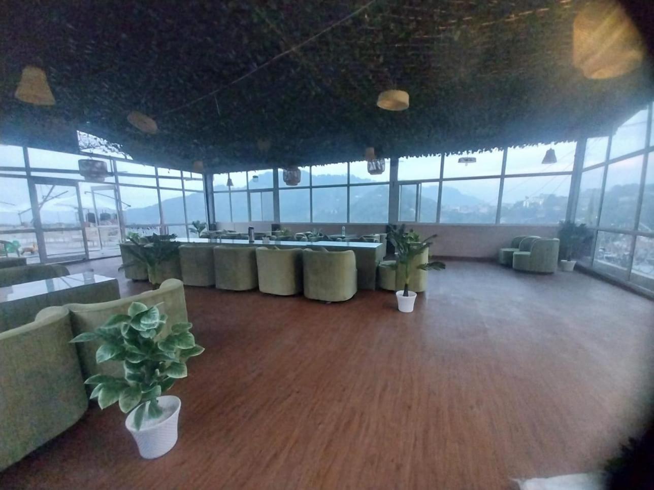Hotel The Mussoorie International Exteriör bild