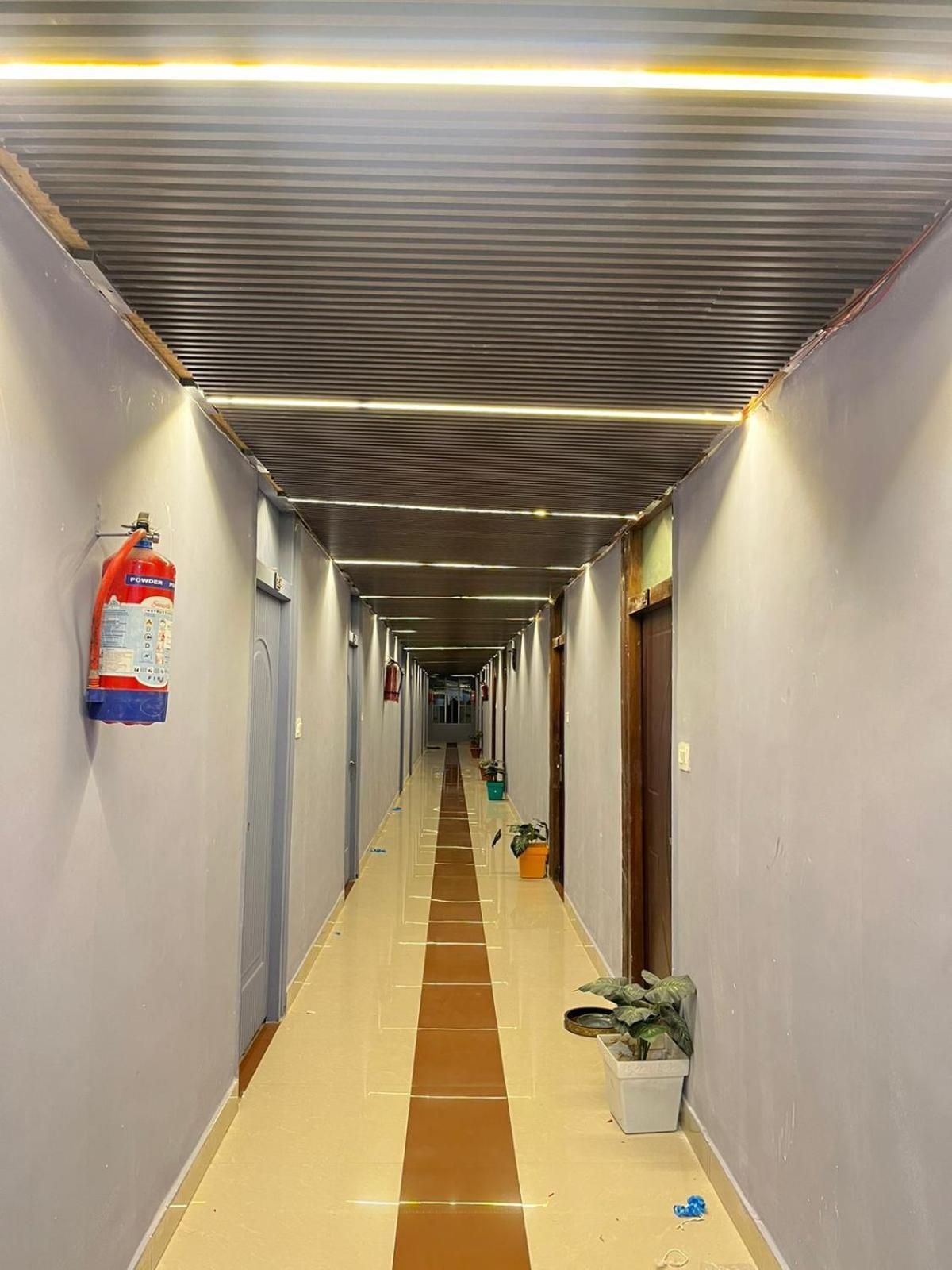Hotel The Mussoorie International Exteriör bild